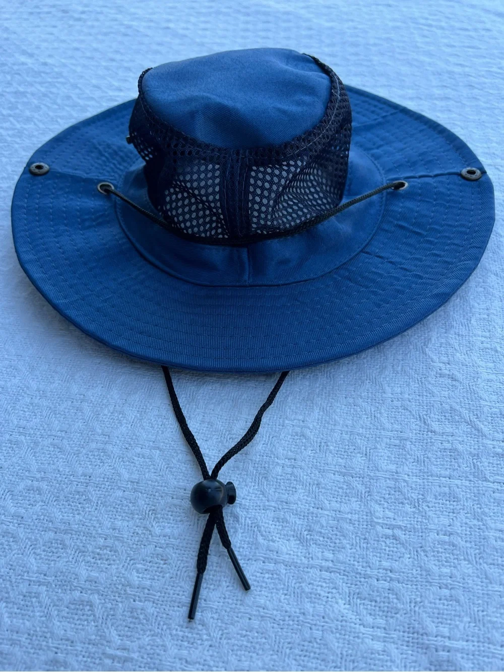 BOONI MESH BREATHABLE SUN HAT with CHIN  CORD